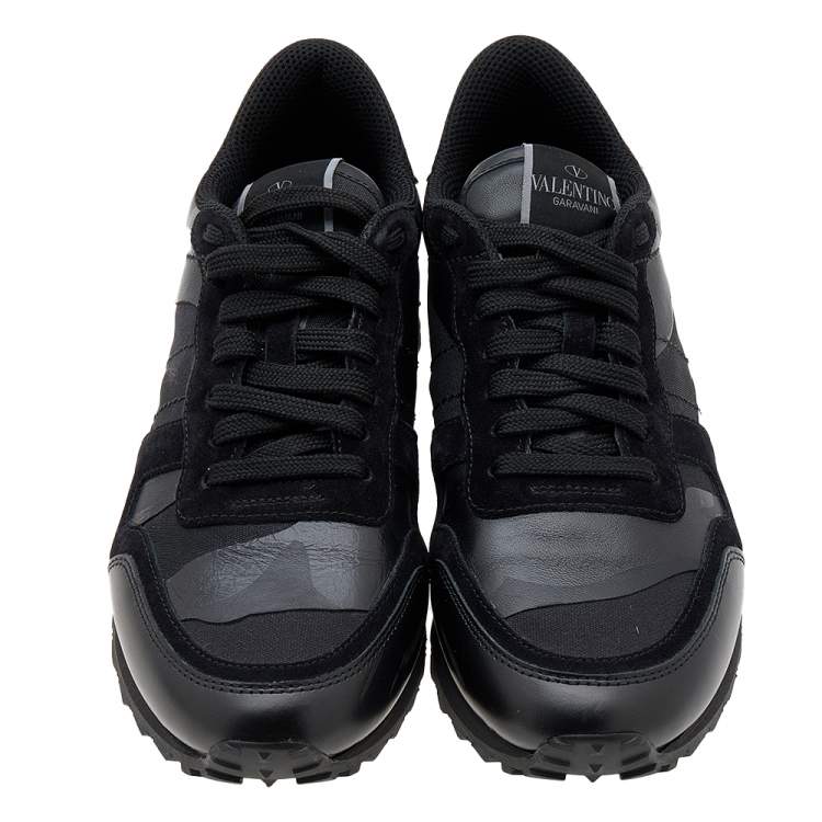 مملوكة مسبقًا Valentino Black Leather And Suede Rockrunner Low Top Sneakers Size 39
