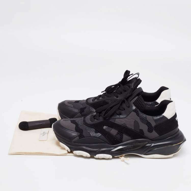 مملوكة مسبقًا Valentino Black Leather And Suede Bounce Sneakers Size 43