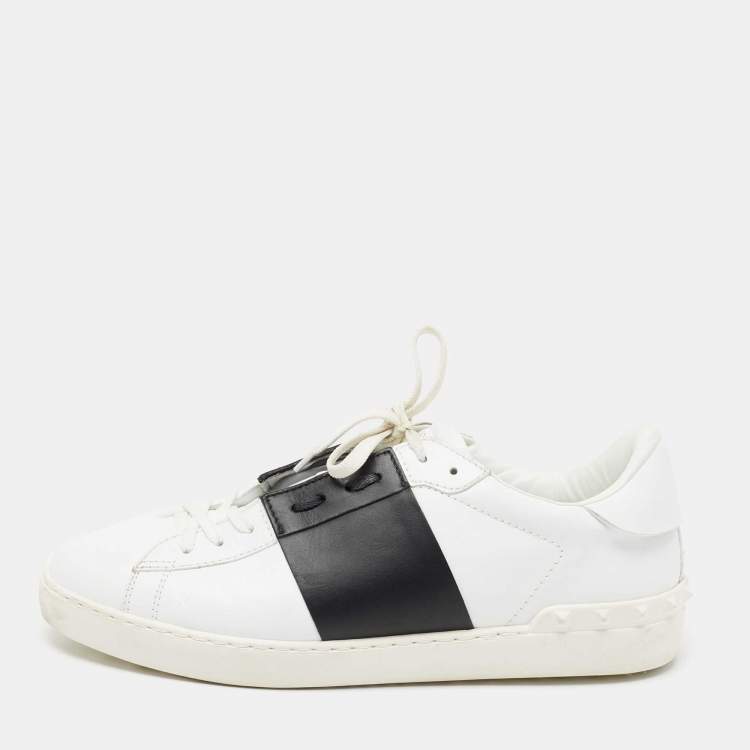 Pre Owned Valentino White/Black Leather Rockstuds Lace Up  Sneakers Size 43