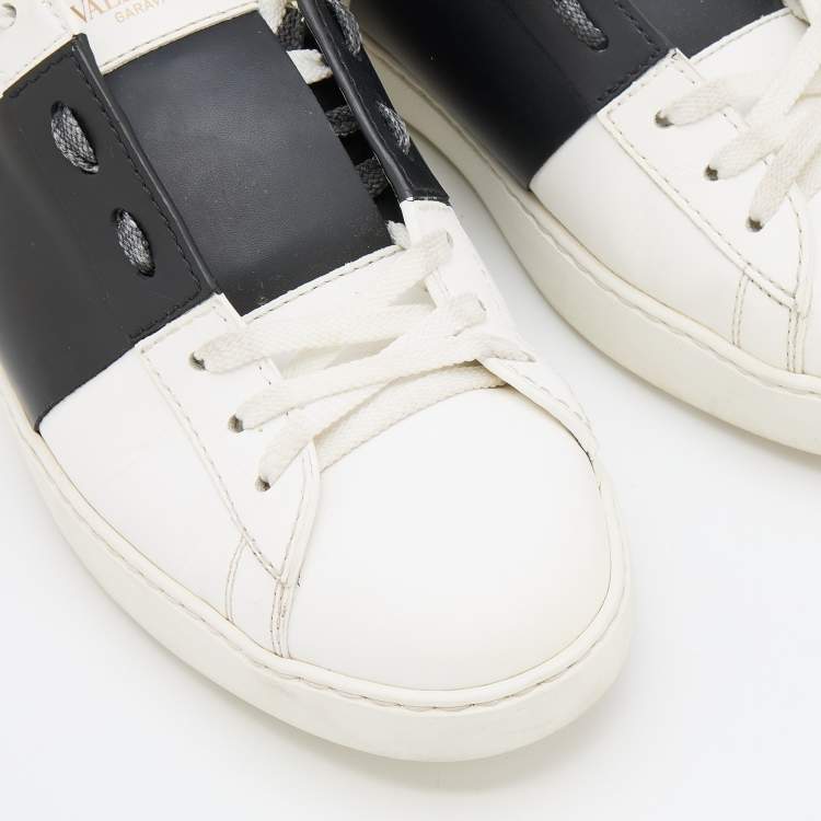 Pre Owned Valentino White/Black Leather Low Top Sneakers Size 42