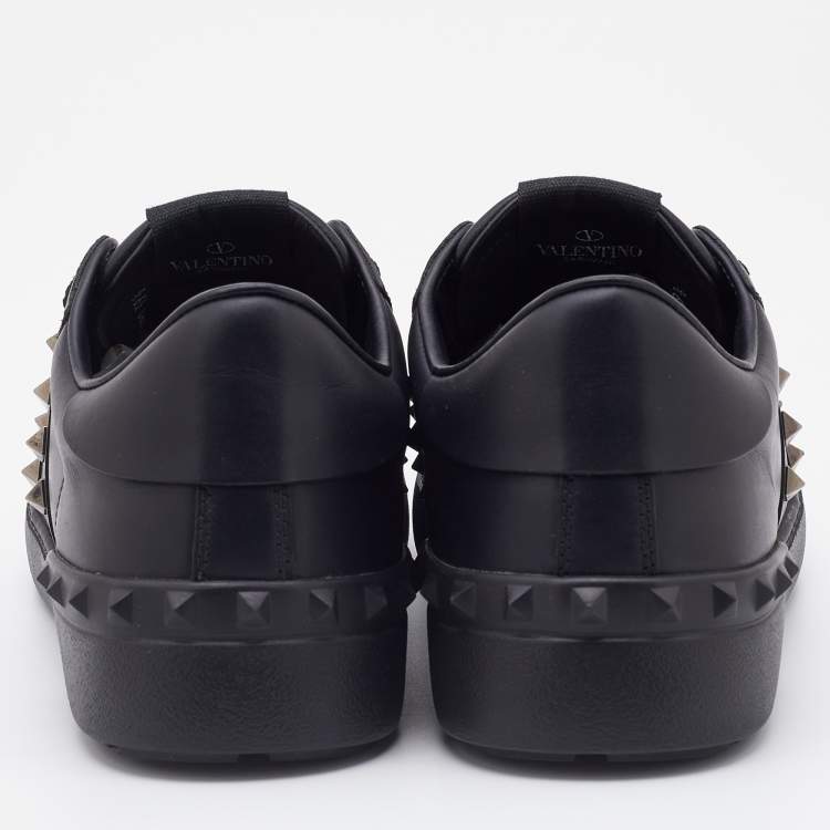 Pre Owned Valentino Black Leather Rockstud Untitled Low Top Sneakers Size 39.5