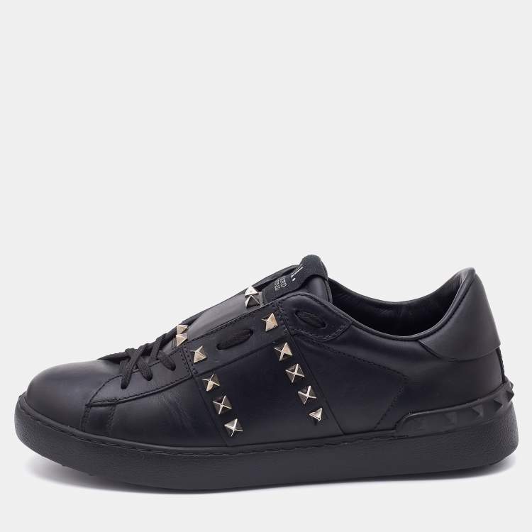Pre Owned Valentino Black Leather Rockstud Untitled Low Top Sneakers Size 39.5