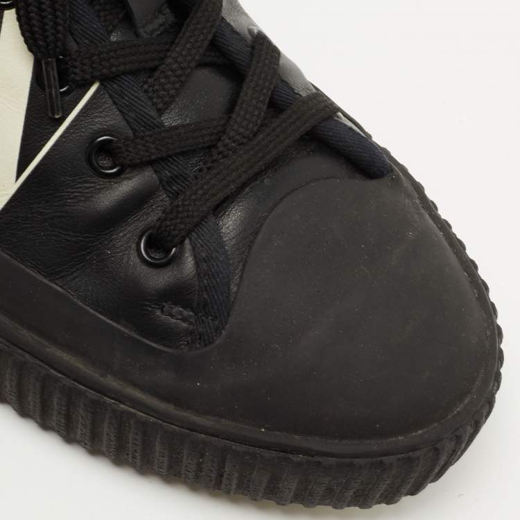 Pre Owned Valentino Black Leather VLTN Low Top Sneakers Size 41