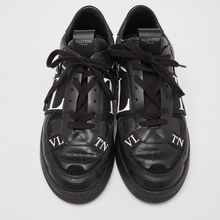 Pre Owned Valentino Black/White Leather VLTN Rockstud Low Top Sneakers Size 43
