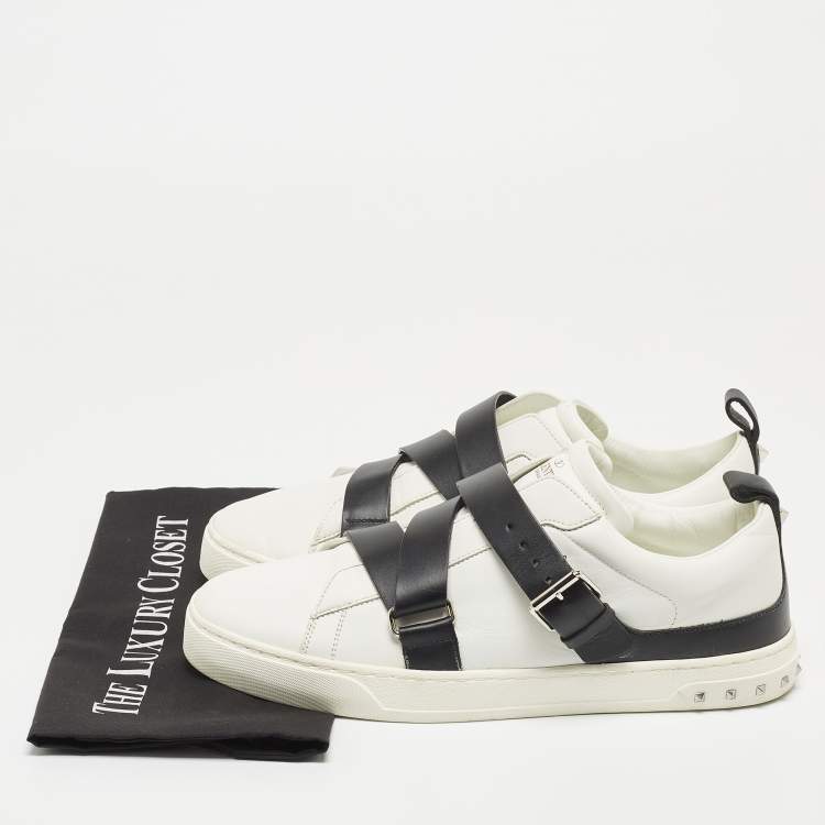 Pre Owned Valentino White/Black Leather Buckle Strap Rockstud Sneakers Size 43