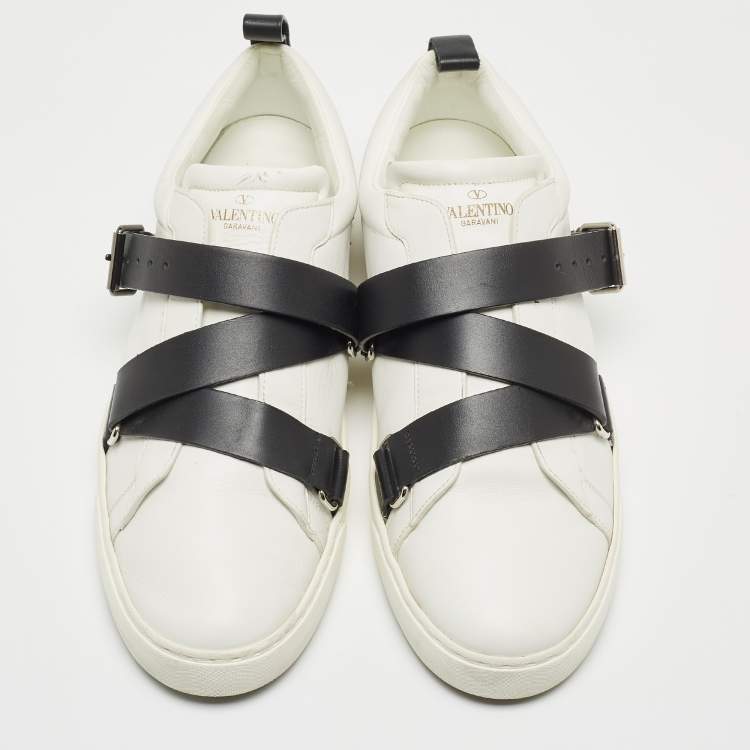 Pre Owned Valentino White/Black Leather Buckle Strap Rockstud Sneakers Size 43