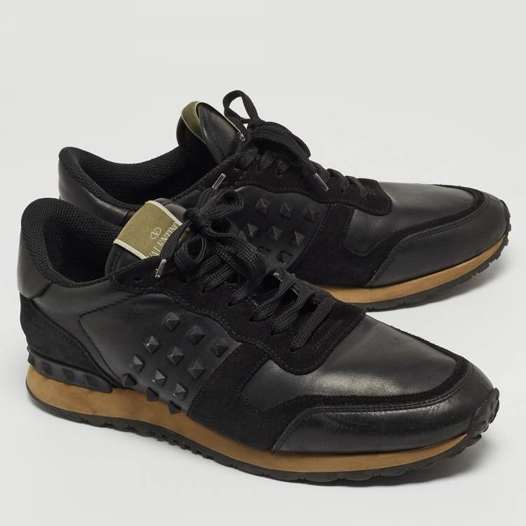 مملوكة مسبقًا Valentino Black Leather and Suede Rockrunner Sneakers Size 43