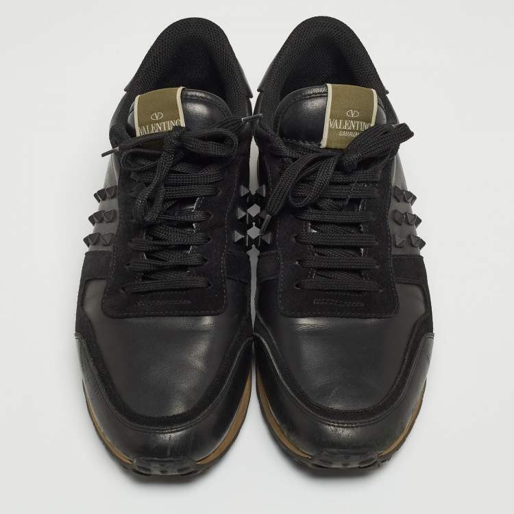مملوكة مسبقًا Valentino Black Leather and Suede Rockrunner Sneakers Size 43