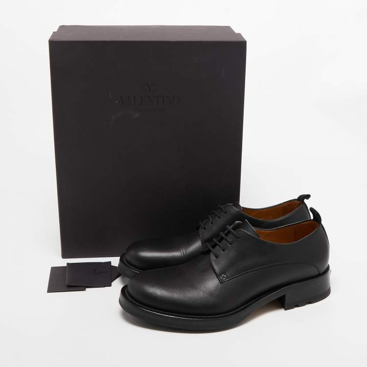 Pre Owned Valentino Black Leather Roman Stud Derby Size 42 