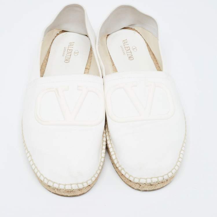 Pre Owned Valentino White Canvas VLogo Slip On Espadrilles Loafers Size 44.5