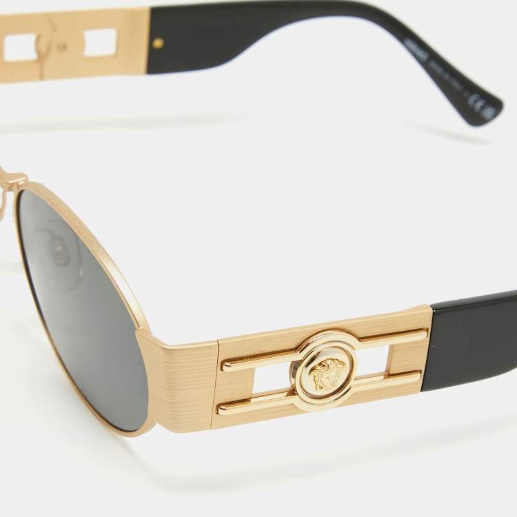 Pre Owned Versace Matt Gold/Black MOD 2264 Medussa Oval Sunglasses