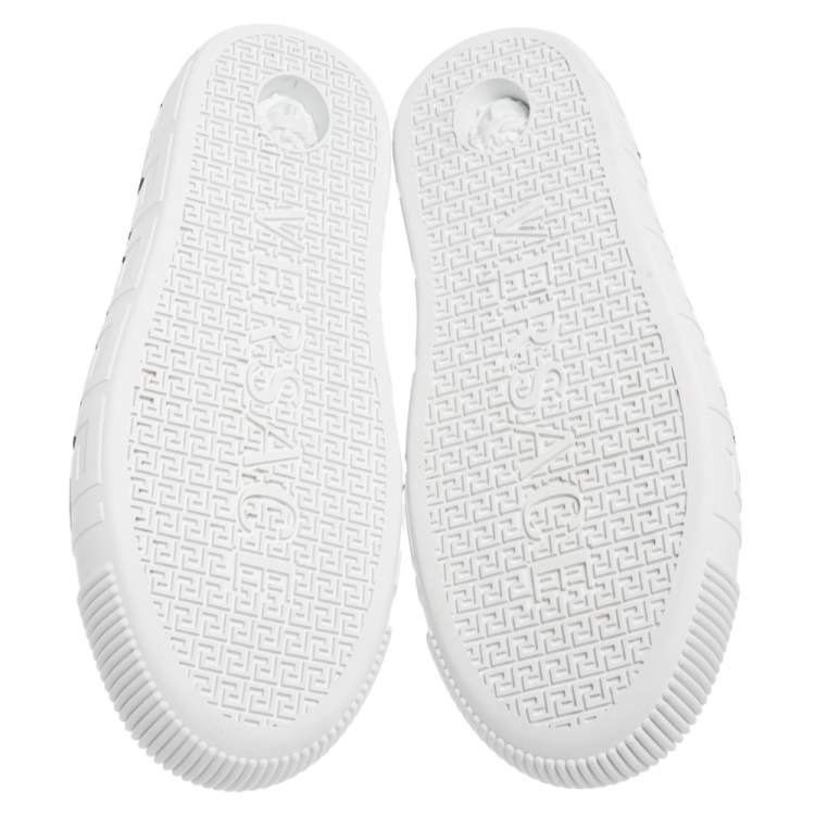 Pre Owned Versace White Leather Greca Logo Low Top Sneakers Size 42.5