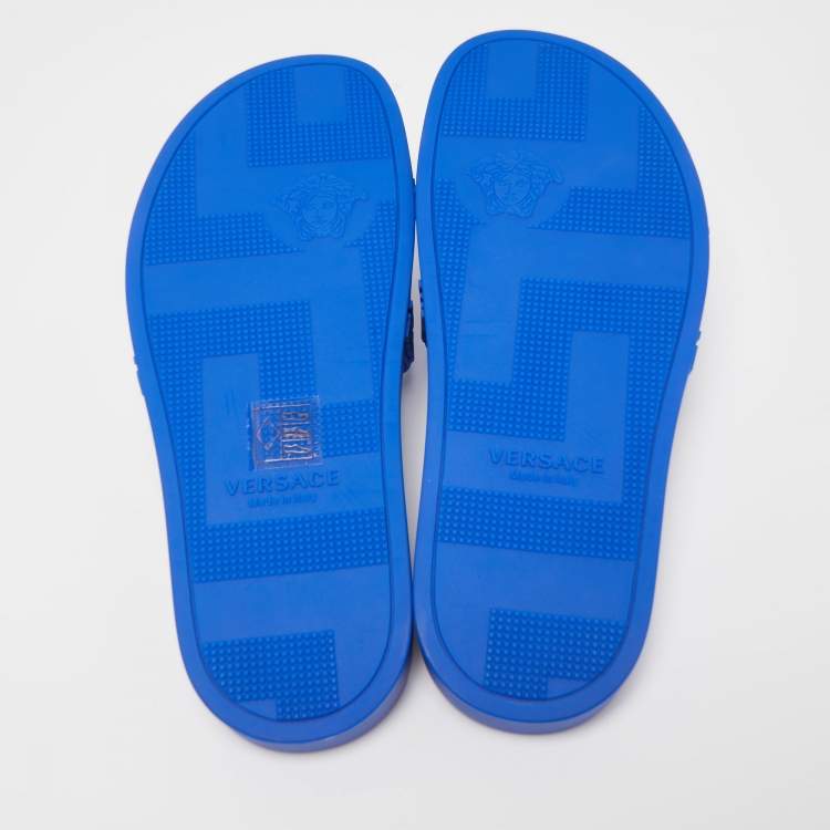 Pre Owned Versace Blue Rubber Flat Slides Size 41