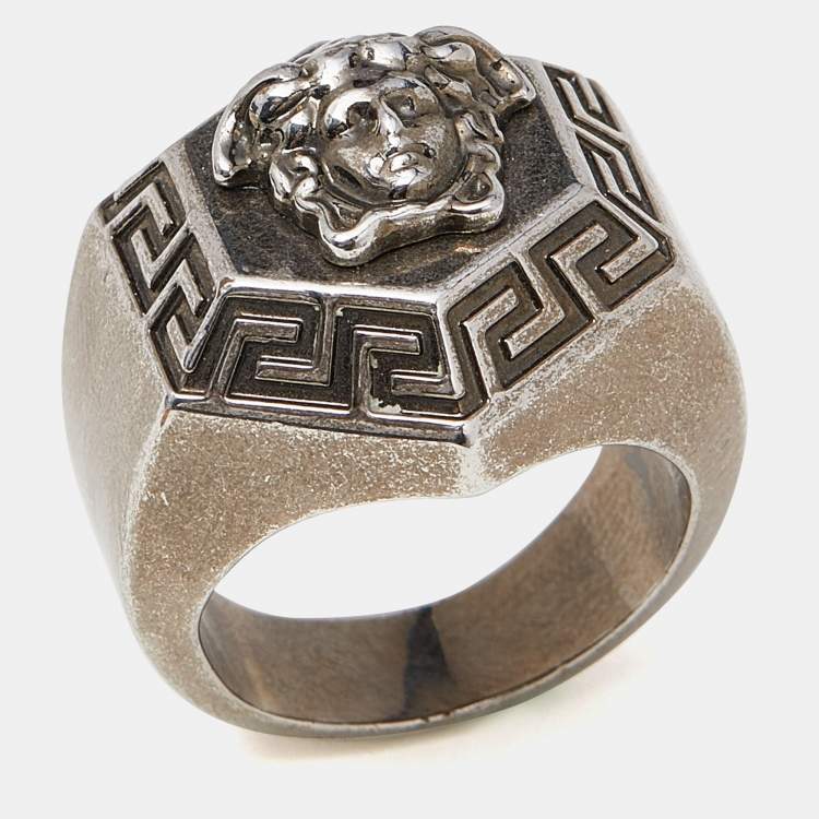 Pre Owned Versace Gunmetal Tone Medusa Ring Size EU 63