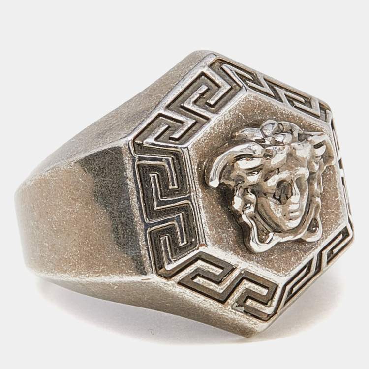 Pre Owned Versace Gunmetal Tone Medusa Ring Size EU 63