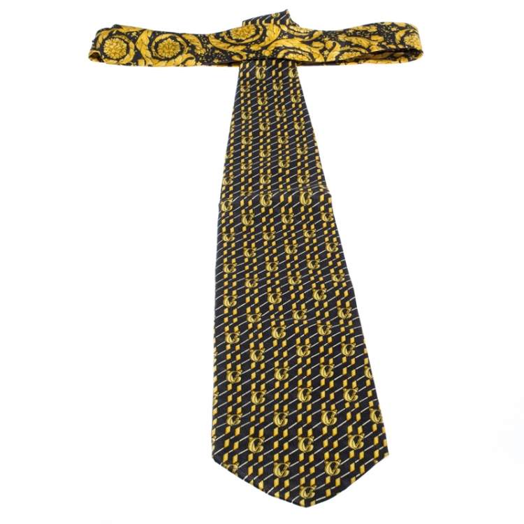 Pre Owned Versace Vintage Grey and Yellow Printed Silk Traditional Tie