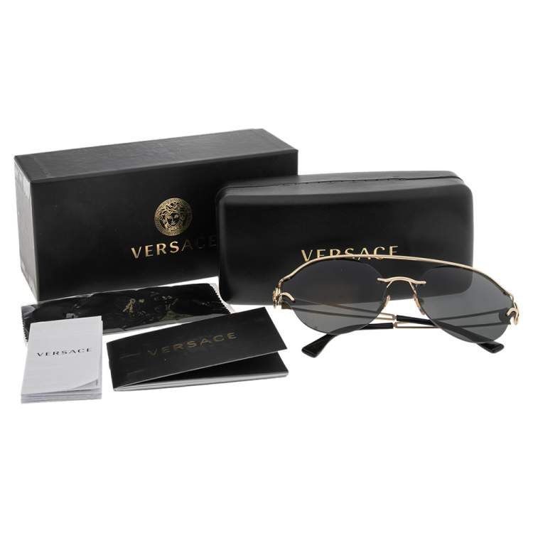 Pre Owned Versace Gold Tone/Black Mod.2184 Round Sunglasses