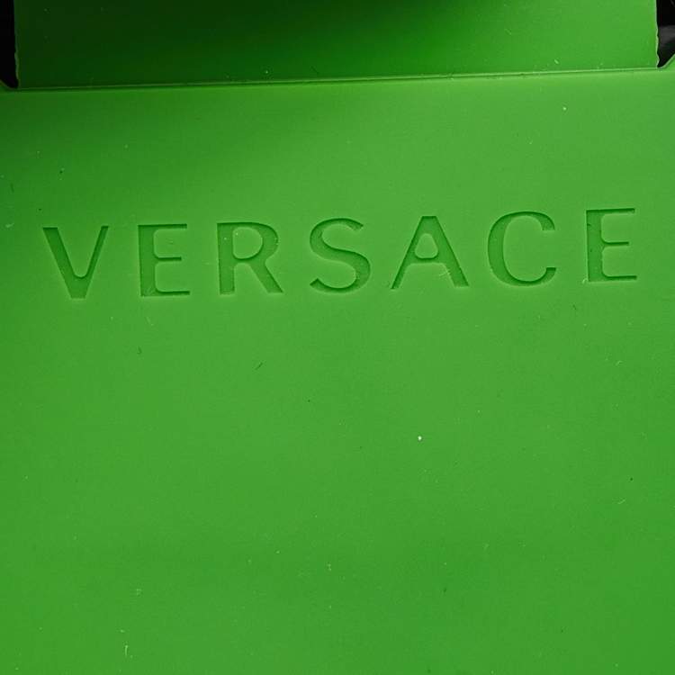 Pre Owned Versace Green Rubber La Medusa Airpods Case