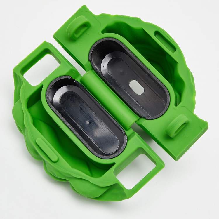 Pre Owned Versace Green Rubber La Medusa Airpods Case