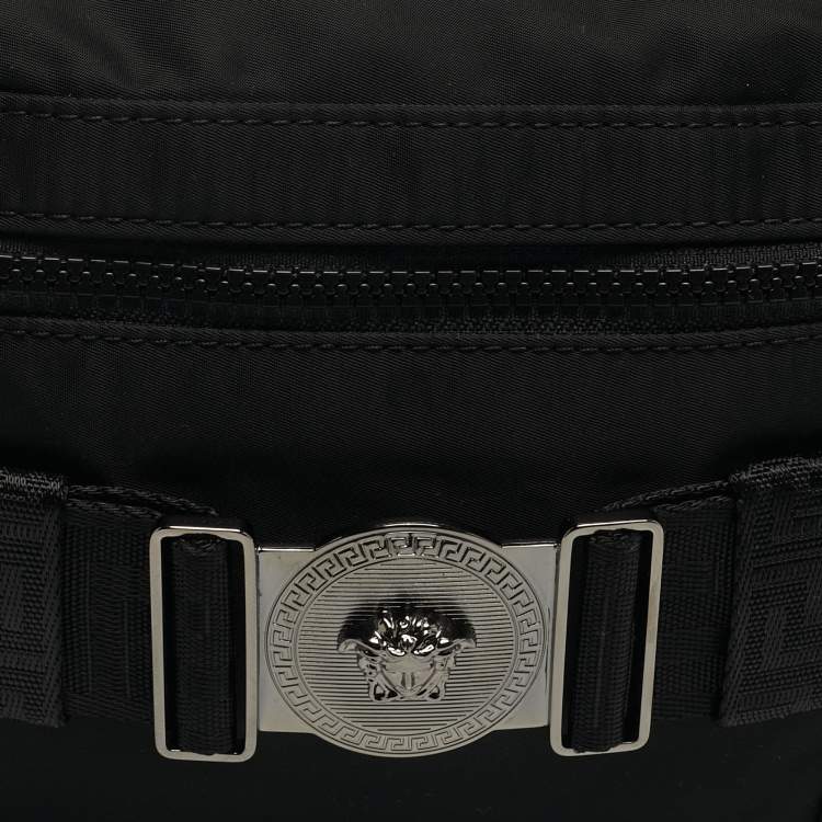 مملوكة مسبقًا Versace La Medusa Black Nylon Belt Bag