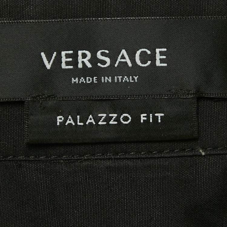 مملوكة مسبقًا قميص فيرساتشي كوليكشن قطني بطبعة هندسية بنفسجي مقاس ميديوم