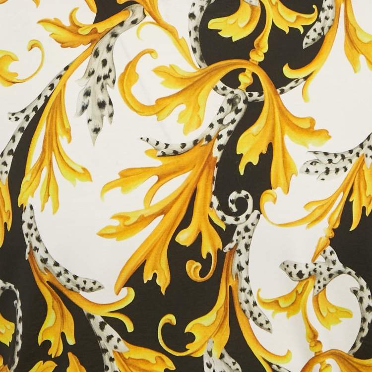 Pre Owned تي شيرت فيرساتشي طباعة ماسكيري زرقاء جيرسي تايلور فيت مقاس صغير