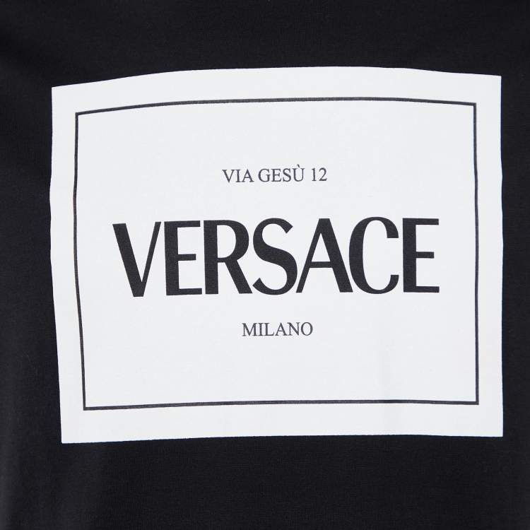 Pre Owned Versace Black Logo Print Cotton Taylor Fit Half Sleeve T-Shirt 2XL