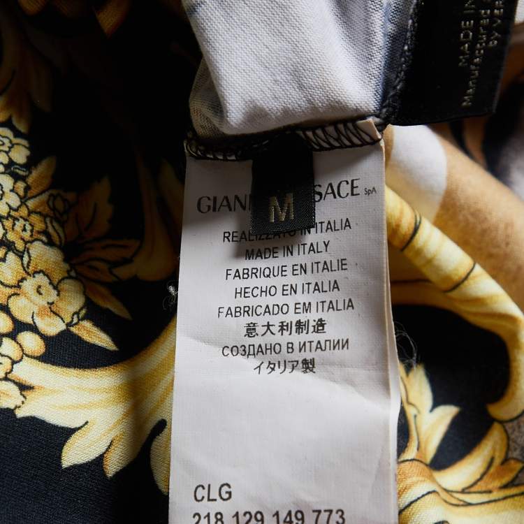 Pre Owned Versace Yellow/Black Baroque Print Cotton Crew Neck T-Shirt M