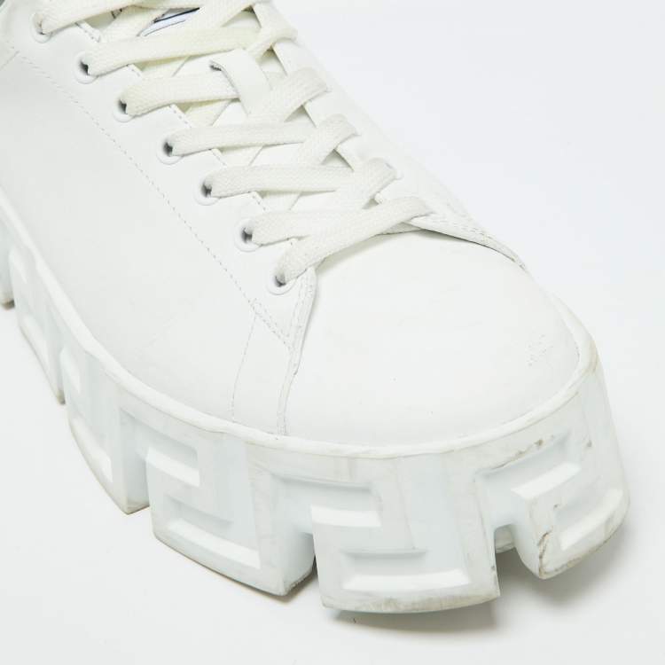 Pre Owned Versace White/Blue Leather Greca Labyrinth Platform Sneakers Size 44