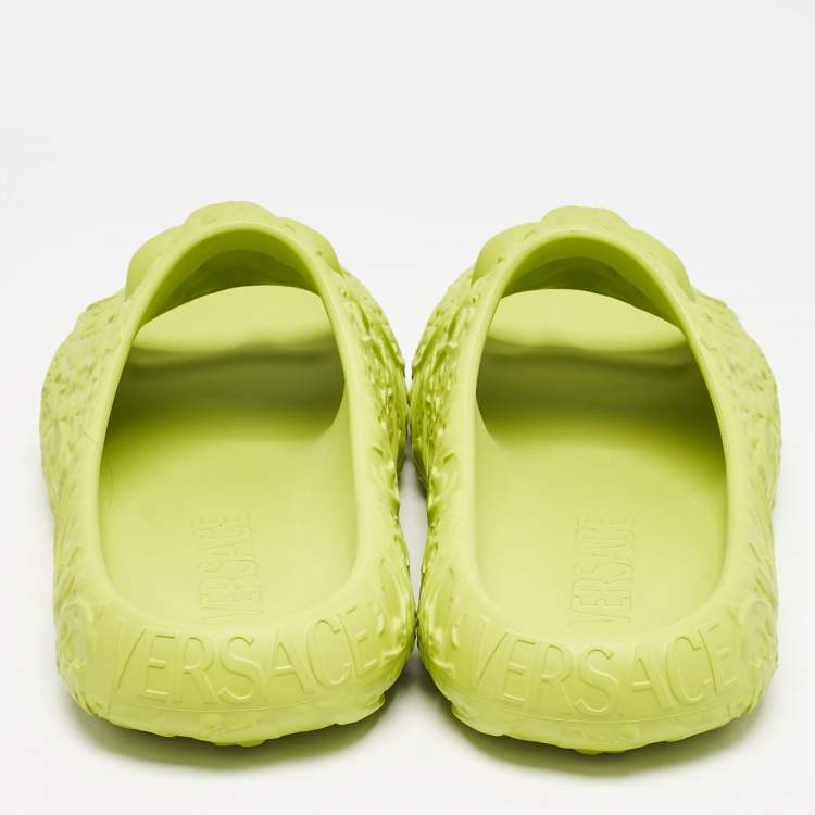 Pre Owned Versace Green Baroque Medusa Embossed Rubber Pool Slide Sandals Size 46