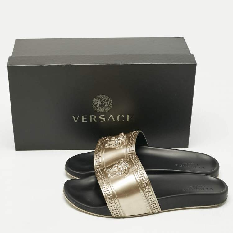 Pre Owned Versace Gold Rubber Medusa Pool Slides Size 45