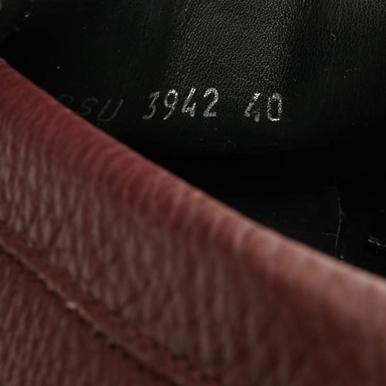 مملوكة مسبقًا Versace Medusa Size 40 Burgundy Leather Loafers