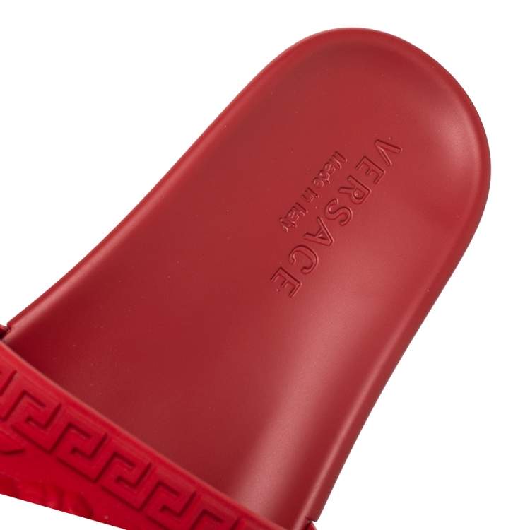Pre Owned Versace Red Rubber Medusa Head Slides Size 41