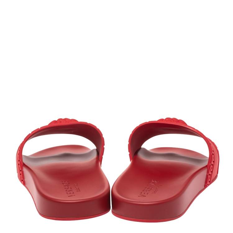 Pre Owned Versace Red Rubber Medusa Head Slides Size 41