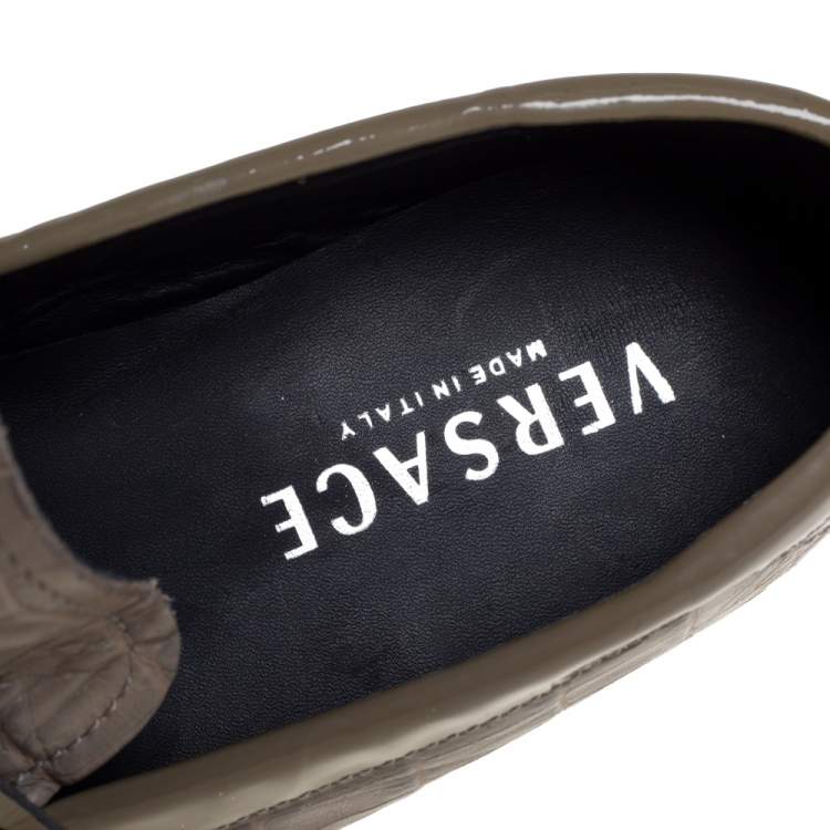 Pre Owned Versace Grey Croc Embossed Leather And Patent Leather Medusa Slip On Loafers Size 41