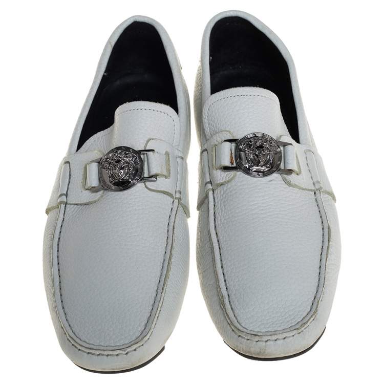 Pre Owned Versace White Leather Medusa Embellished Slip On Loafers Size 41