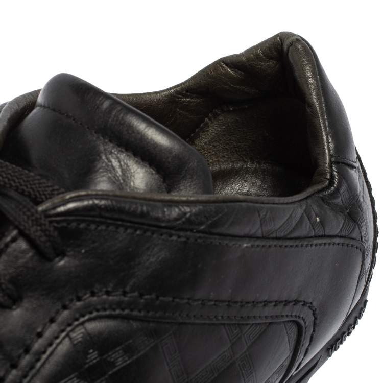 Pre Owned Versace Black Leather Logo Embossed Low Top Sneakers Size 40