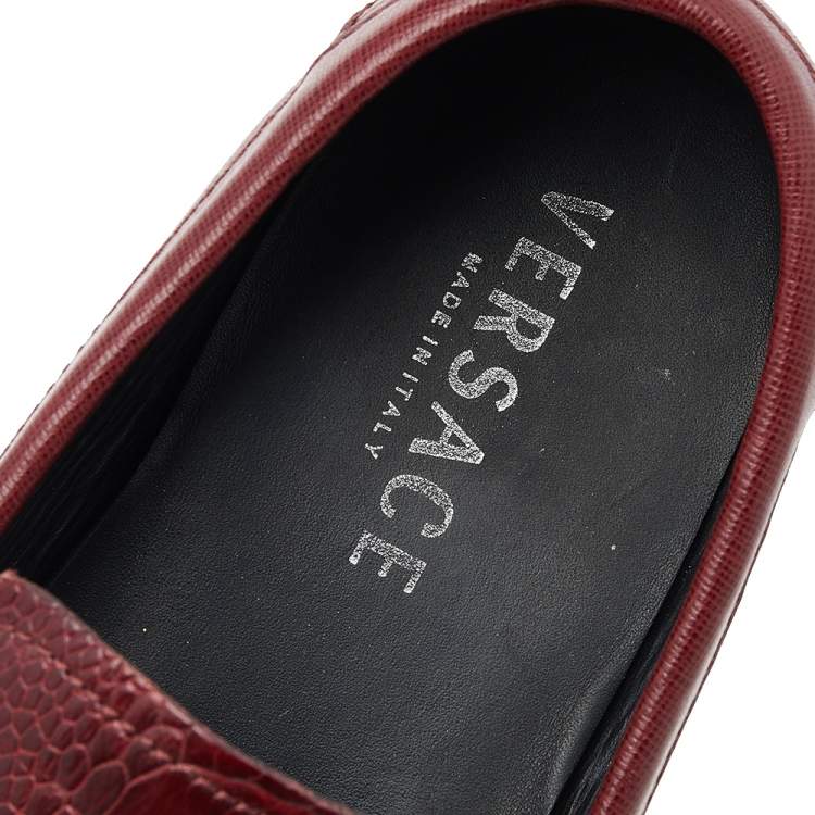 Pre Owned Versace Red Crocodile Leather Medusa Loafers Size 42