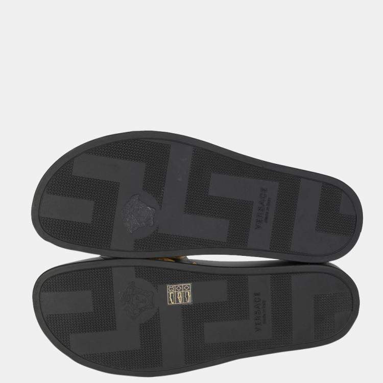 Pre Owned Versace Medusa Coin Stud Leather Slides (45 EUR)