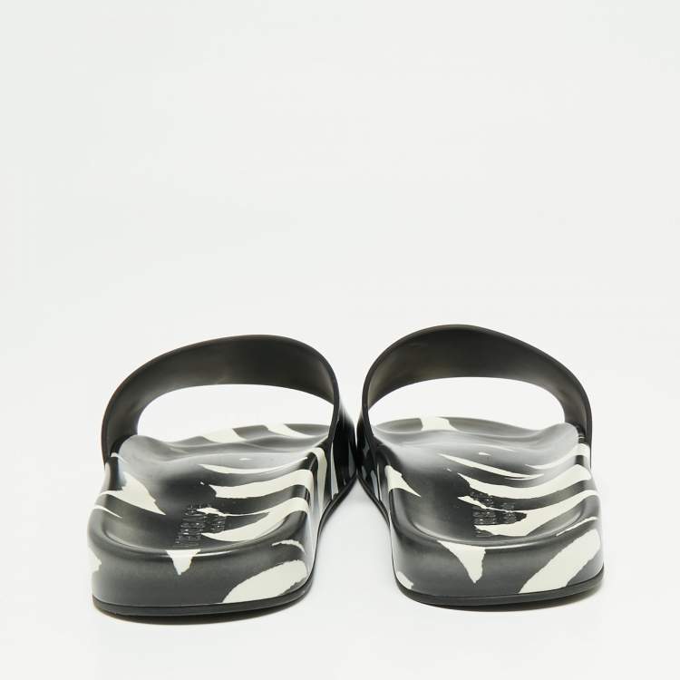 Pre Owned Versace  Black/White Rubber Print Slide Sandals Size 43