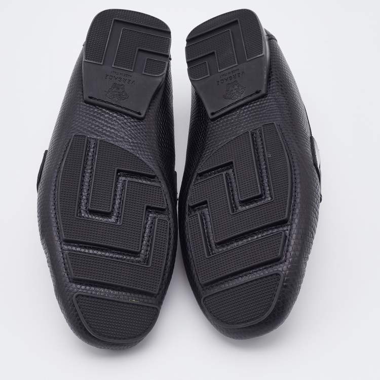 Pre Owned Versace Black Lizard Embossed Leather Medusa Embellished Slip On Loafers Size 41