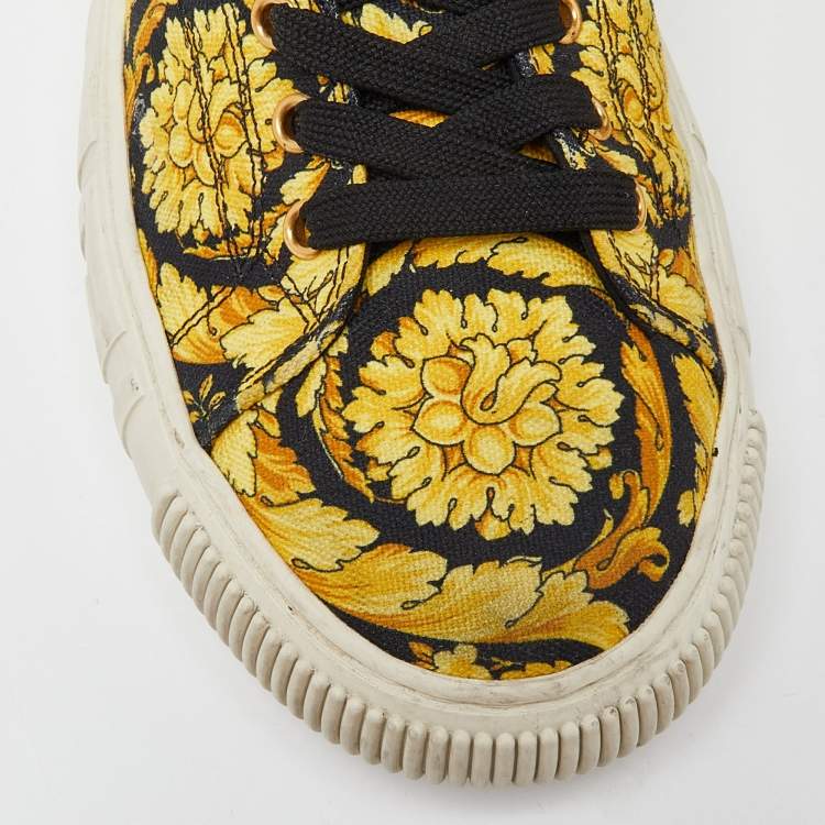 Pre Owned Versace Yellow/Black Canvas Greca Barocco Low Top Sneakers Size 43