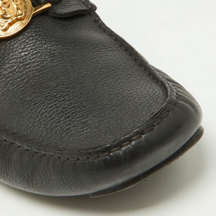 Pre Owned Versace Black Leather Medusa Detail Slip On Loafers Size 42.5