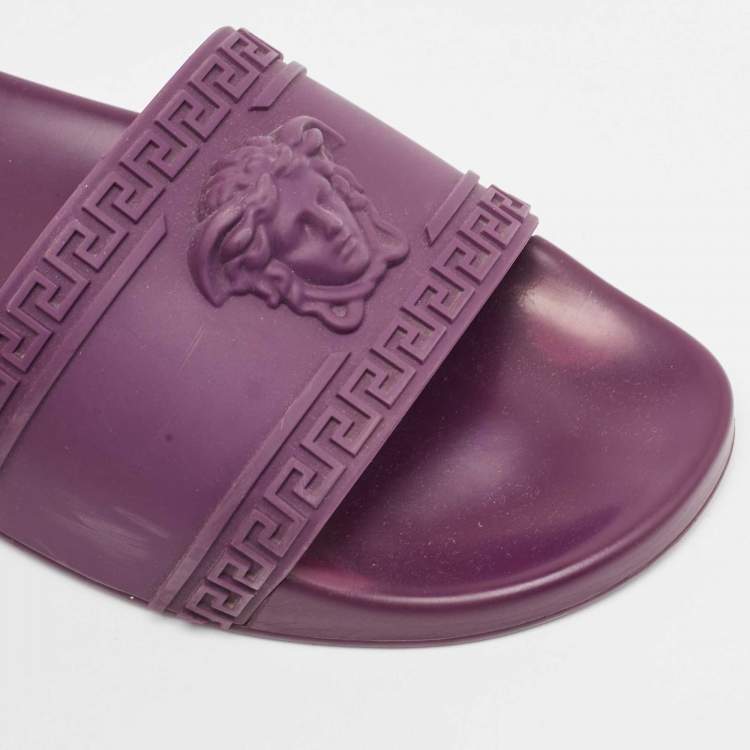 Pre Owned Versace Purple Rubber Medusa Slides Size 42