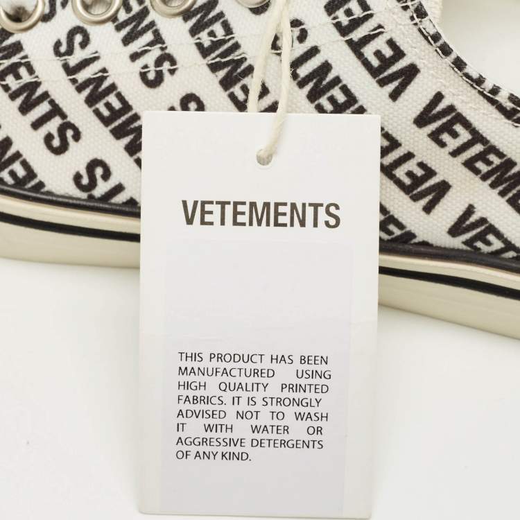 مملوكة مسبقًا Vetements White/Black Logo Print Canvas Low Top Sneakers Size 41