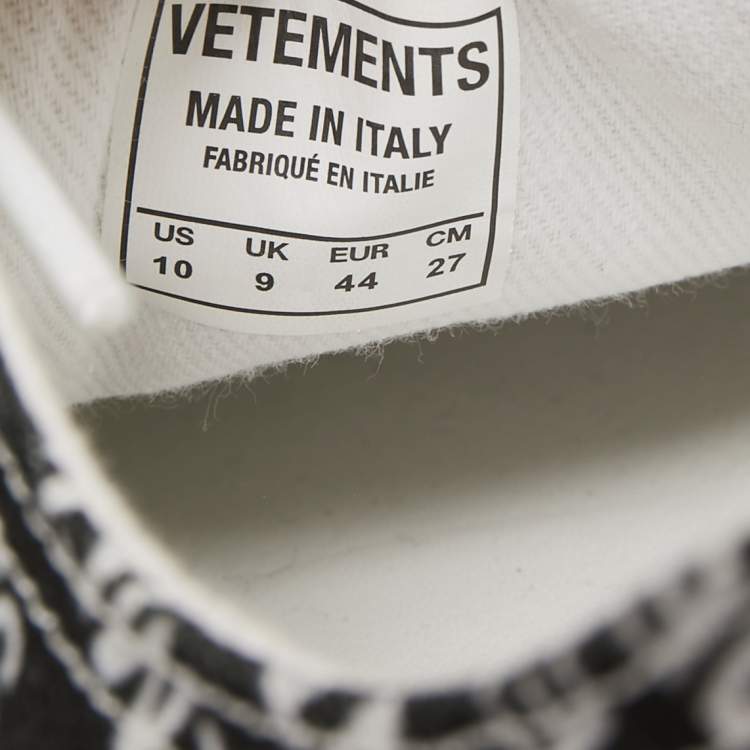 Pre Owned Vetements Black/White Logo Print Canvas Low Top Sneakers Size 44