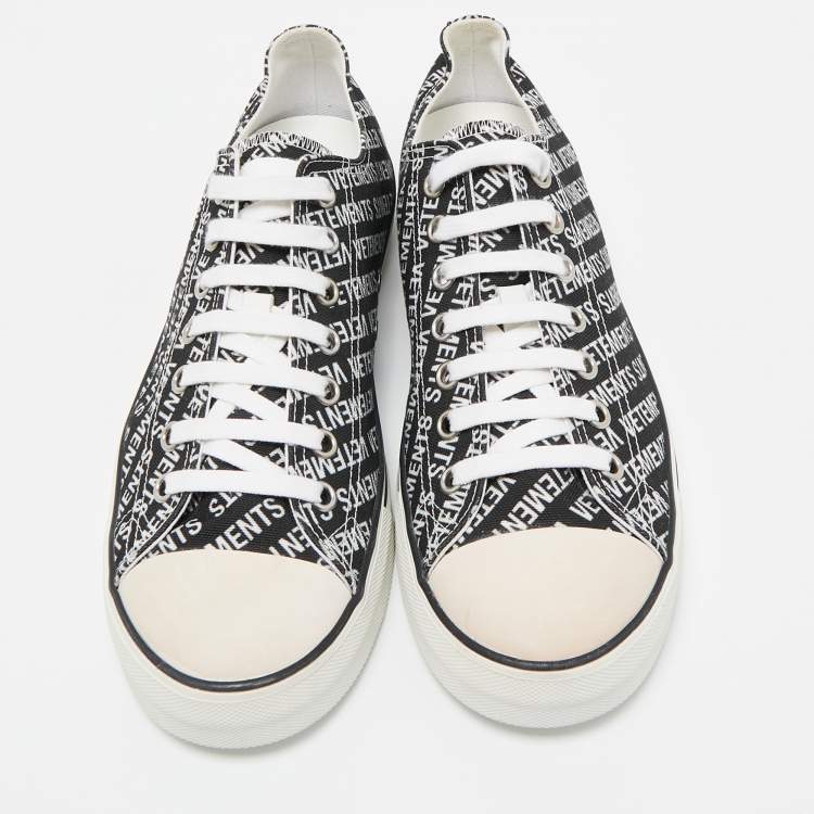 Pre Owned Vetements Black/White Logo Print Canvas Low Top Sneakers Size 44