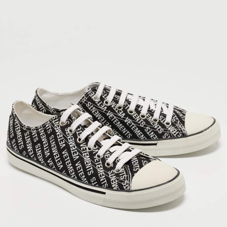 Pre Owned Vetements Black/White Logo Print Canvas Low Top Sneakers Size 43
