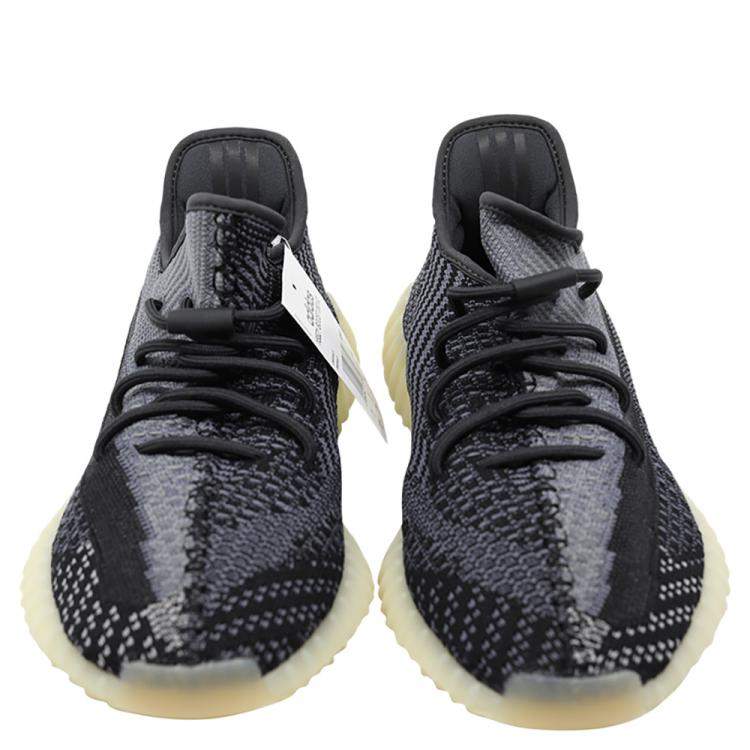 Pre Owned Yeezy 350 V2 Carbon Size EU 42 2/3