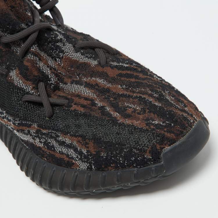 Pre Owned Yeezy x Adidas Black/Brown Knit Fabric Boost 350 V2 MX Rock Sneakers Size 45 1/3